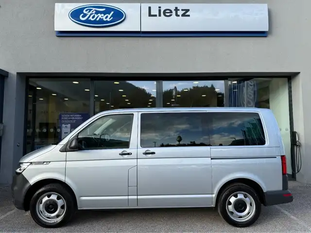 Volkswagen T6 Transporter Kombi TDI 4MOTION