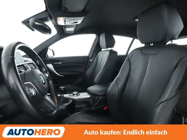 BMW 1 Series view 10