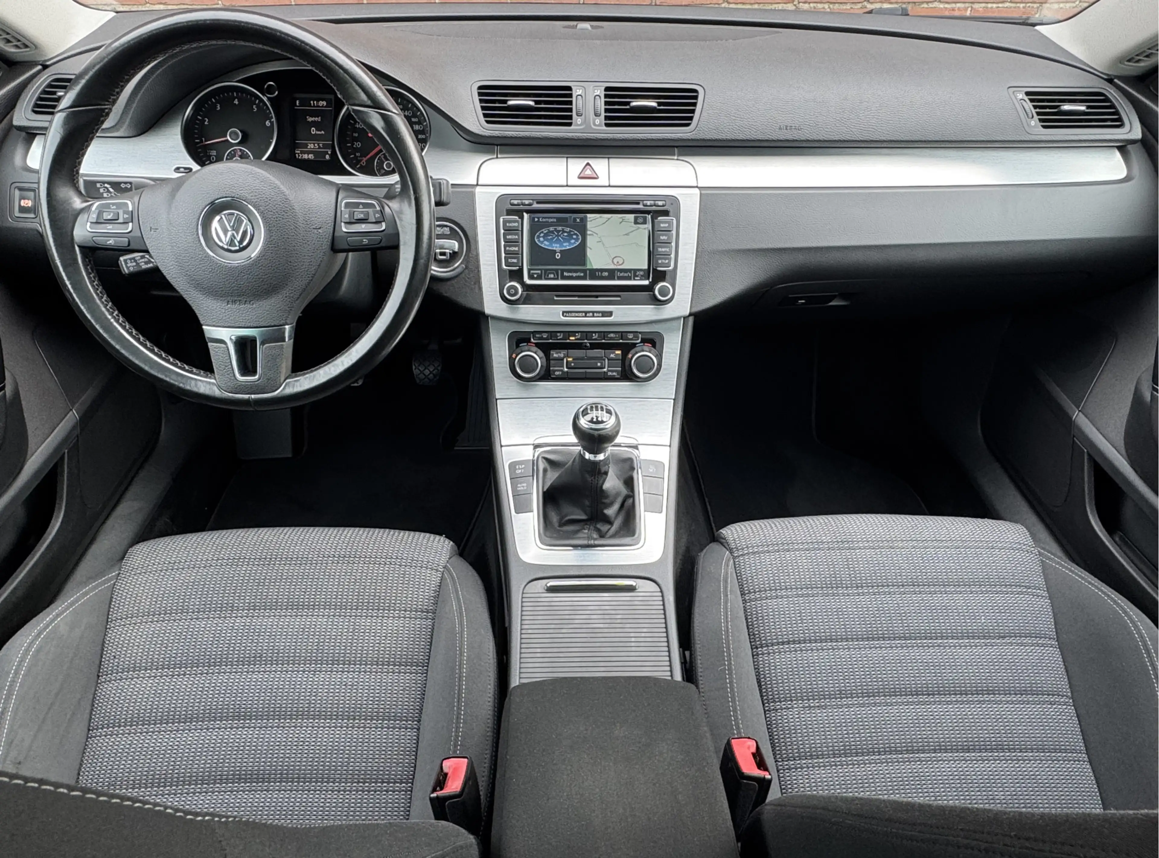 Volkswagen Passat CC 1.8 TSI | NL-AUTO! | 1E EIGENAAR! | DEALER OH! — photo 10