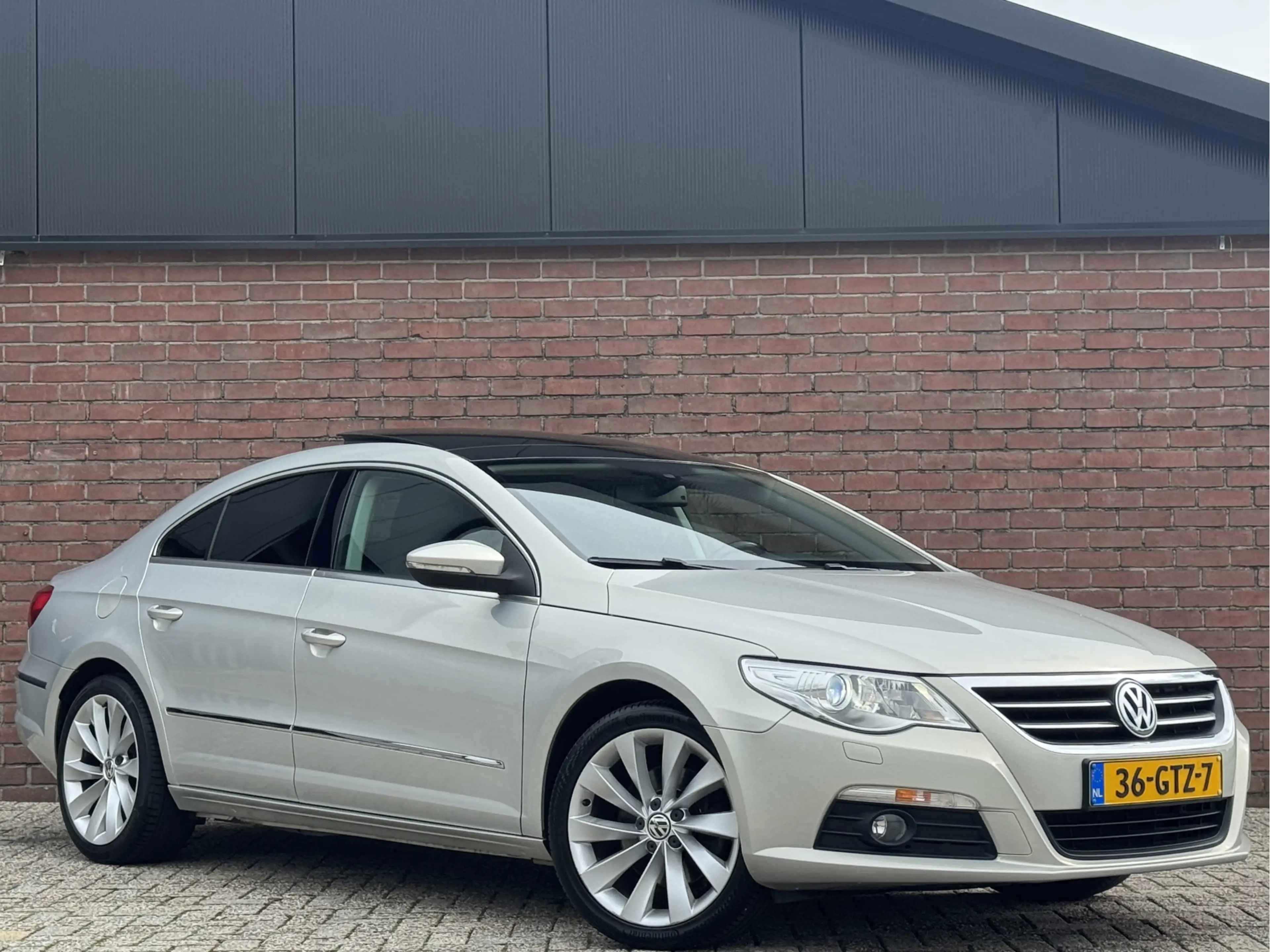 Volkswagen Passat CC 1.8 TSI | NL-AUTO! | 1E EIGENAAR! | DEALER OH! — photo 4
