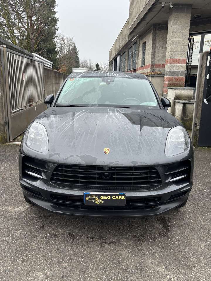 Porsche Macan 2.0 245cv pdk TETTO APRIBILE e Scarico Sportivo
