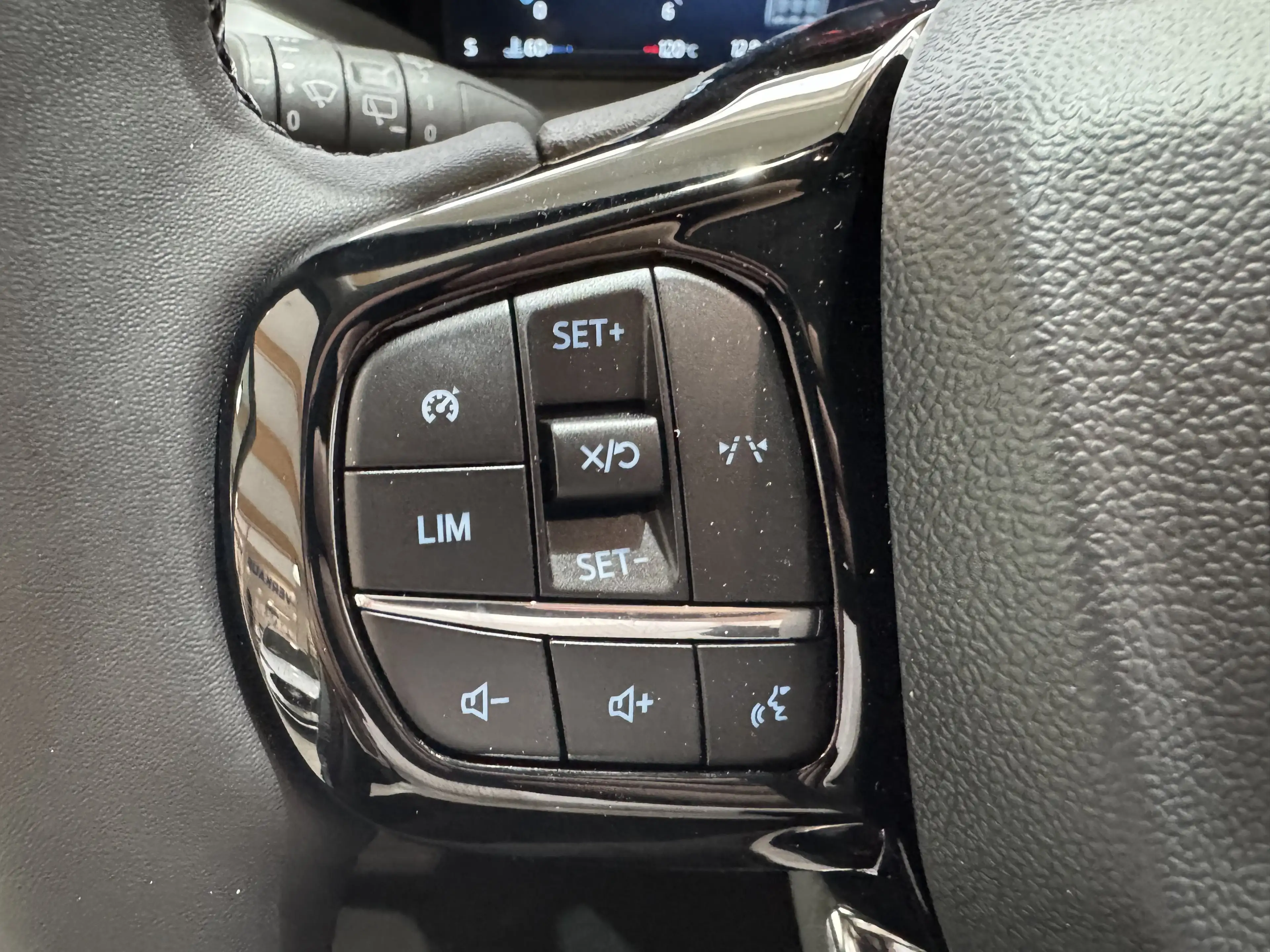 Ford Tourneo Custom Titanium L2 Standheizung / Stoffsitze — photo 13