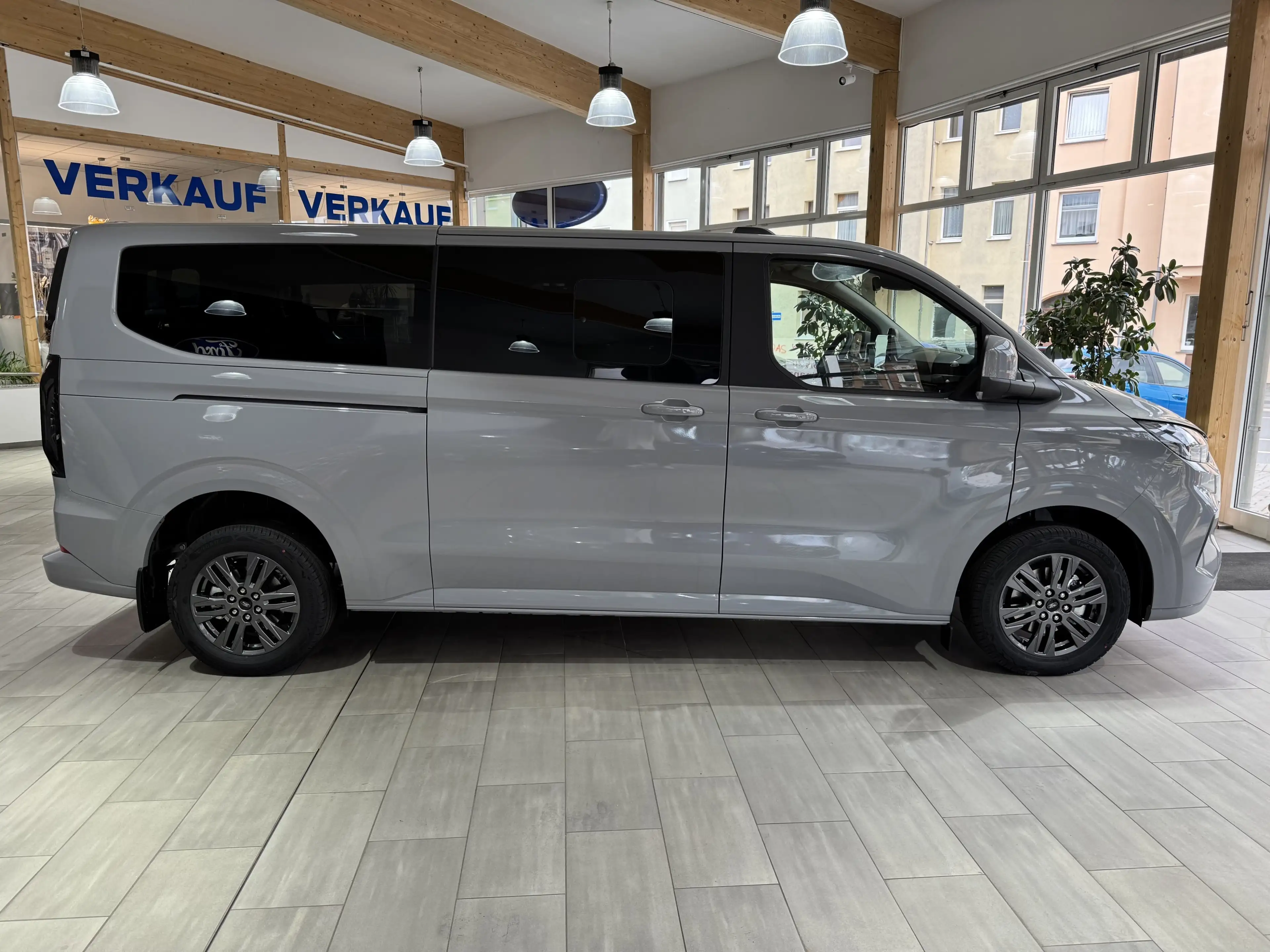 Ford Tourneo Custom Titanium L2 Standheizung / Stoffsitze — photo 4