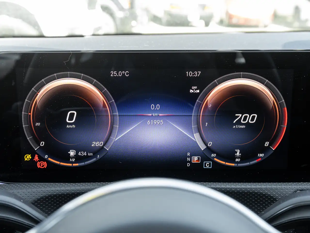 Mercedes-Benz CLA снимка Mercedes-Benz CLA