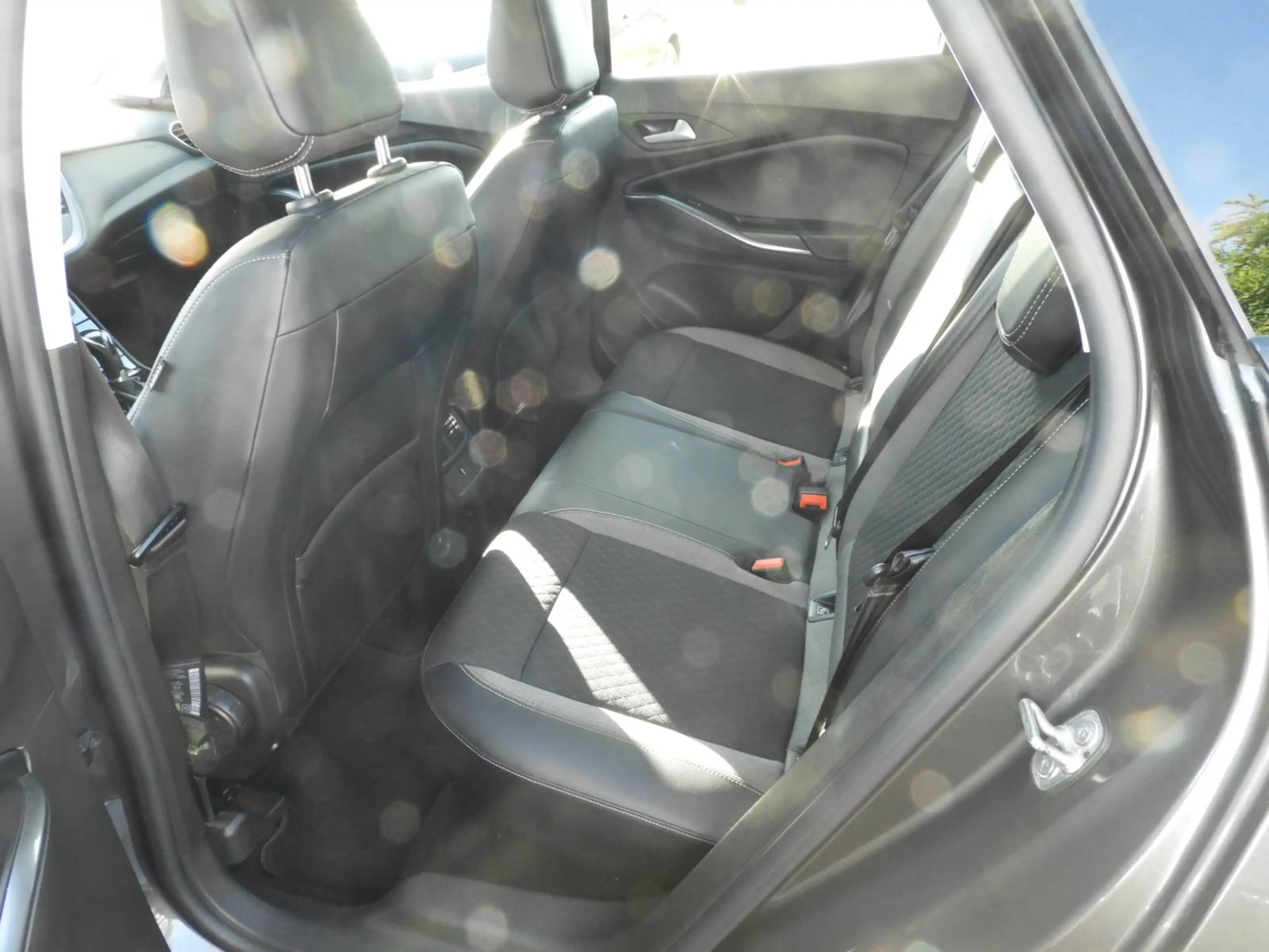 Opel Grandland X Innovation Automatik Sitz und Lenkradheizung Rückfahrkamera AHK — photo 4