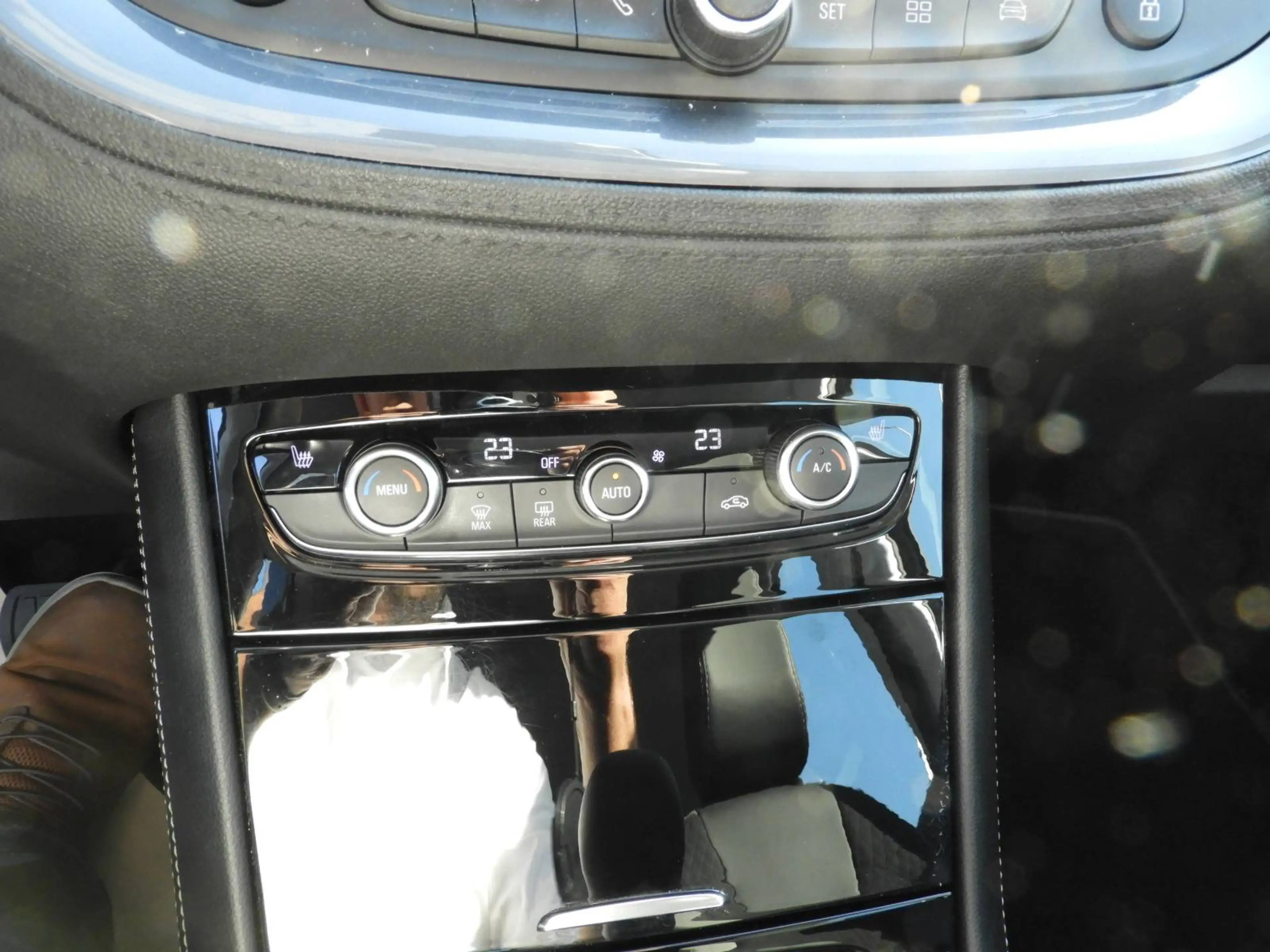 Opel Grandland X Innovation Automatik Sitz und Lenkradheizung Rückfahrkamera AHK — photo 12
