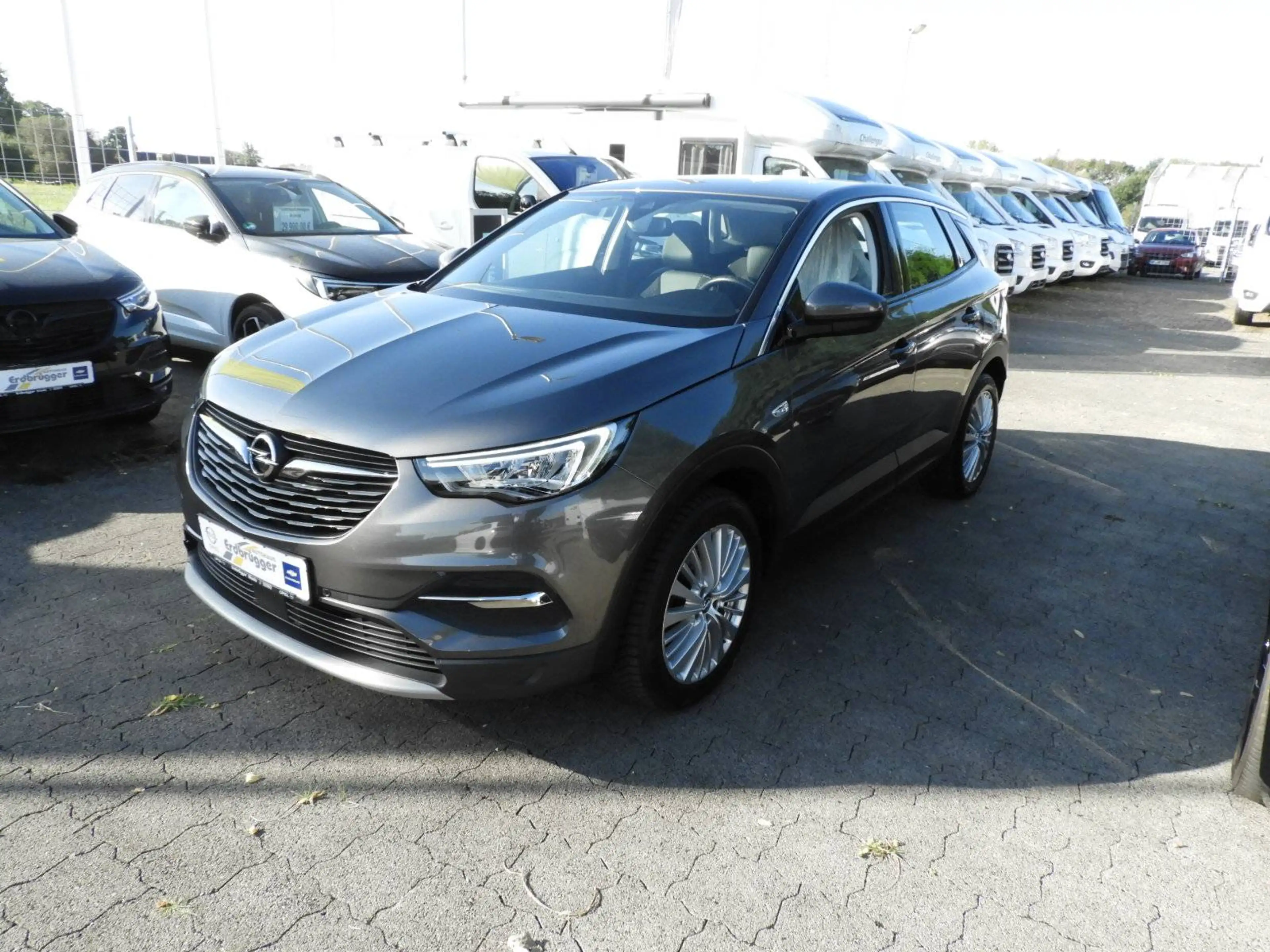Opel Grandland X Innovation Automatik Sitz und Lenkradheizung Rückfahrkamera AHK