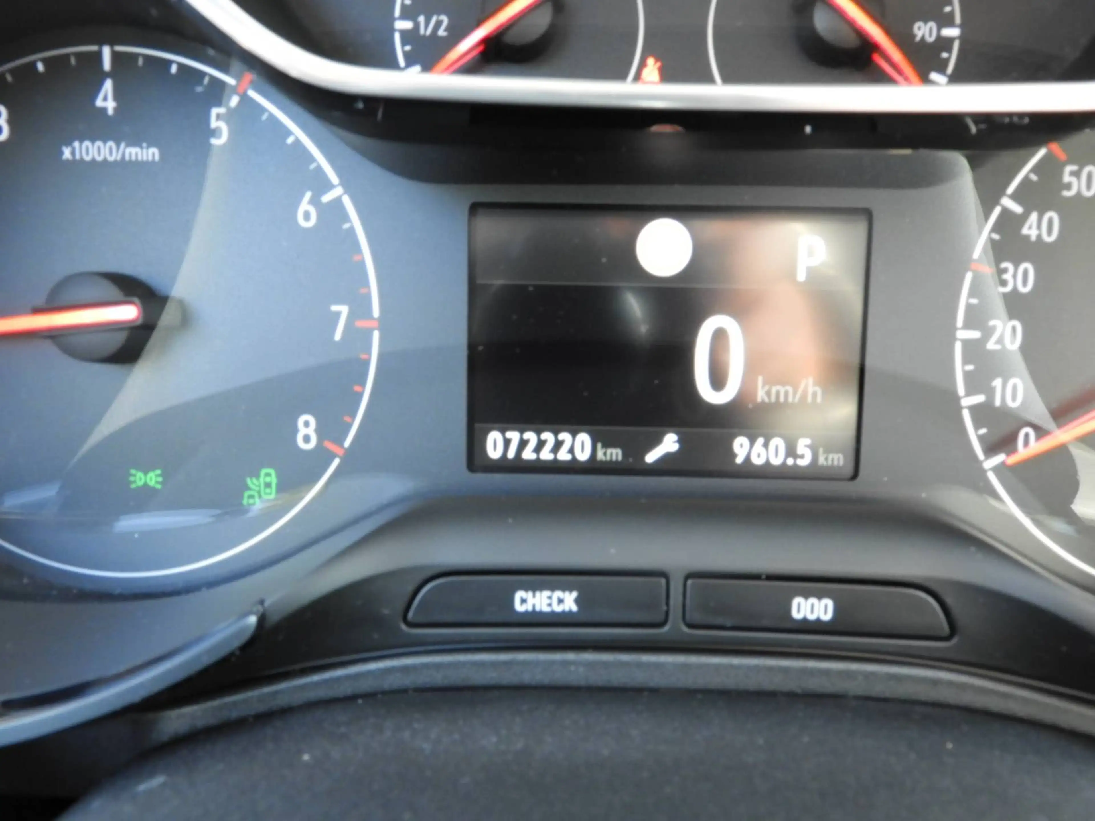 Opel Grandland X Innovation Automatik Sitz und Lenkradheizung Rückfahrkamera AHK — photo 8
