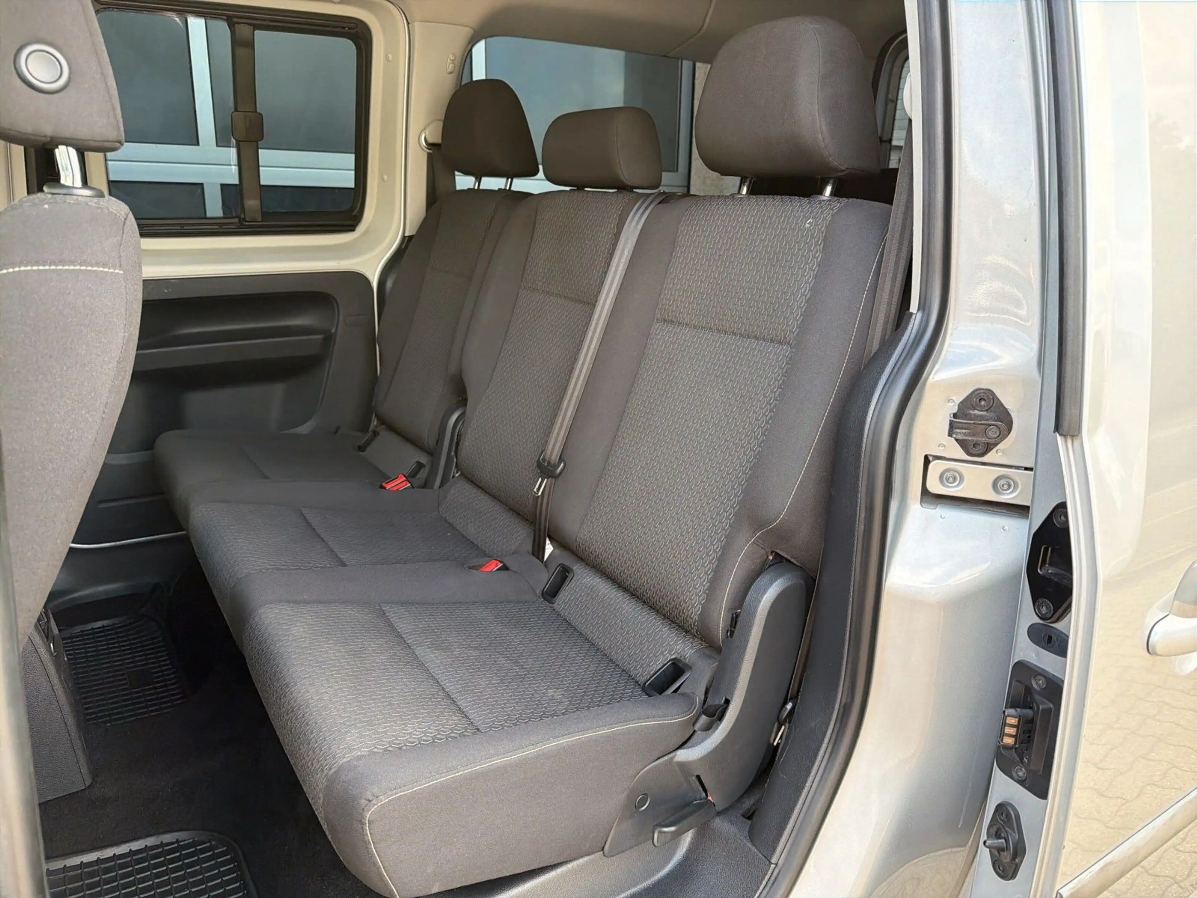 Volkswagen Caddy 7-SITZER/KLIMA/NAVI — photo 13