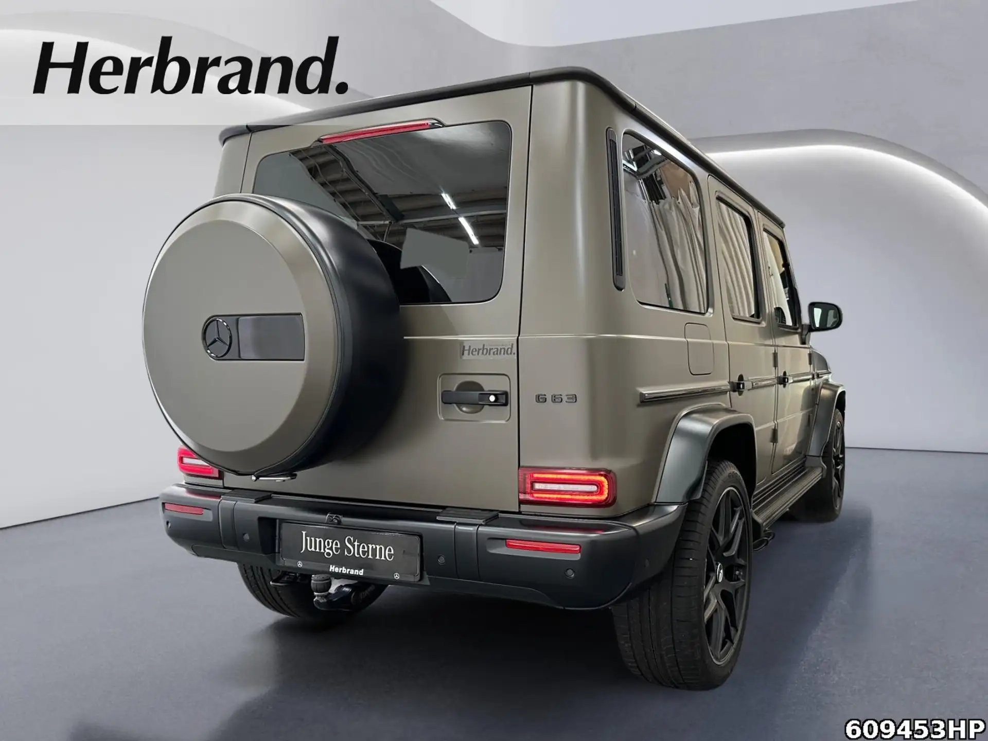 벤츠 G-Class G 63 AMG 2026 베이지 사진 3