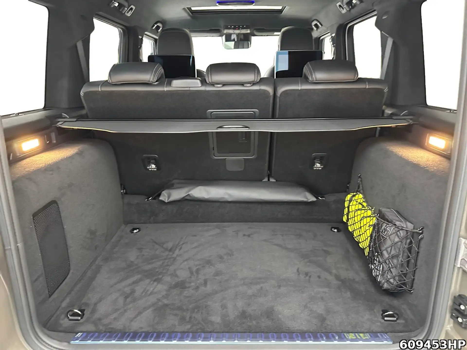 벤츠 G-Class G 63 AMG 2026 베이지 사진 6
