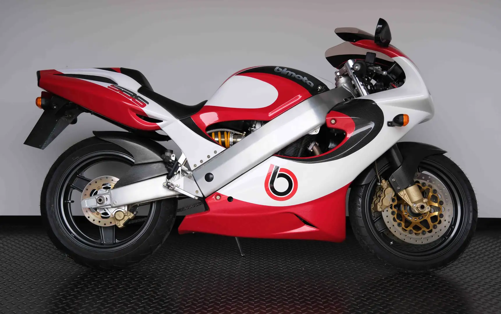Bimota SB 6 Bimota SB 6 mit nur 1 km Červená - 1