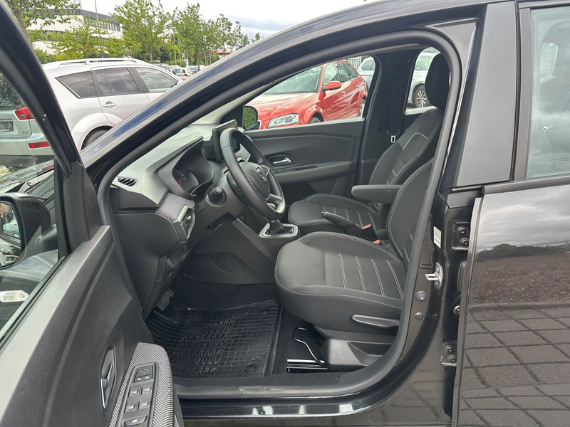 Dacia Sandero III Comfort Automatik/Navi/Kamera/Sitzh. — photo 9