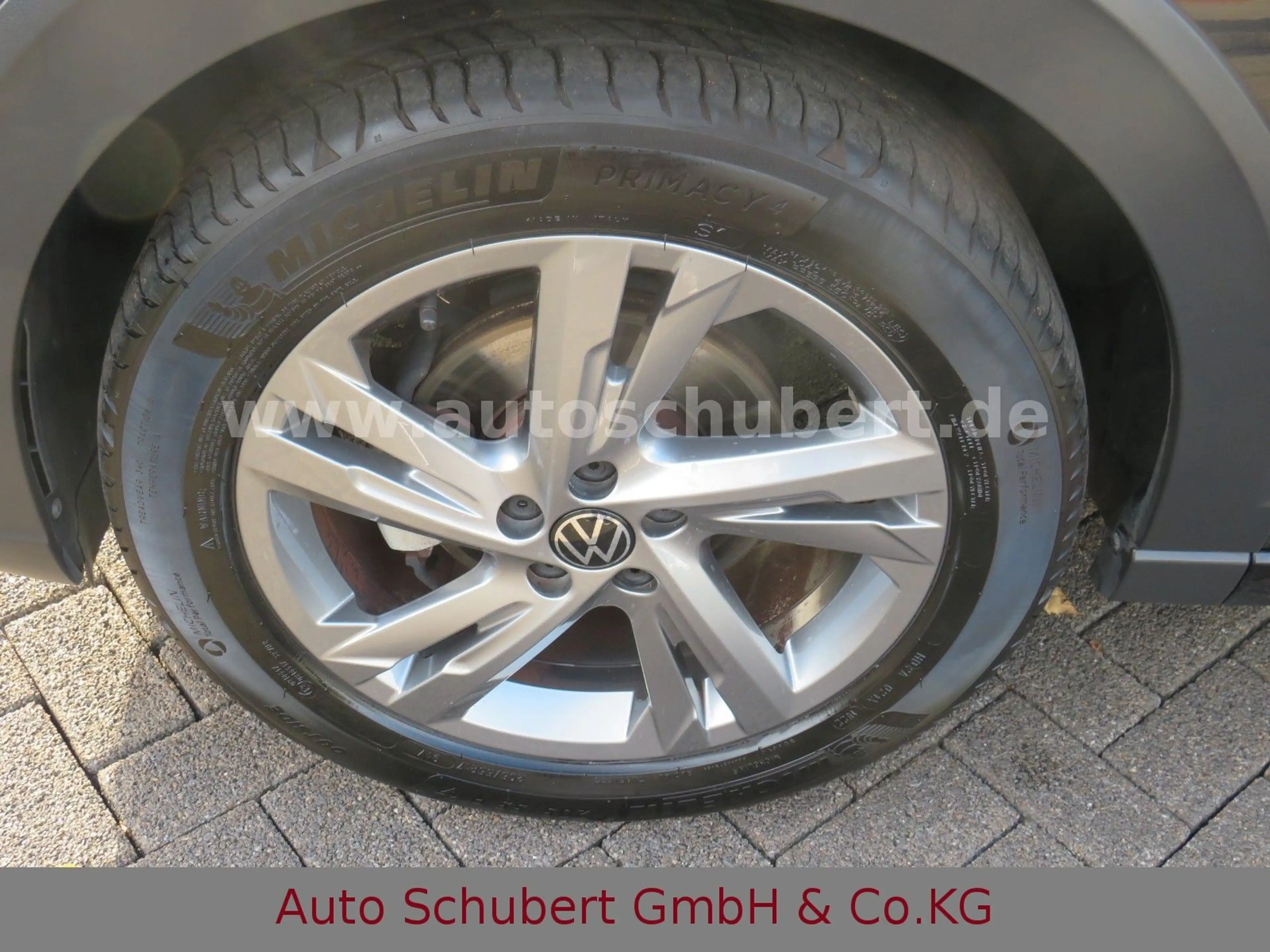 Volkswagen Taigo 1.0 TSI DSG R-Line — photo 13