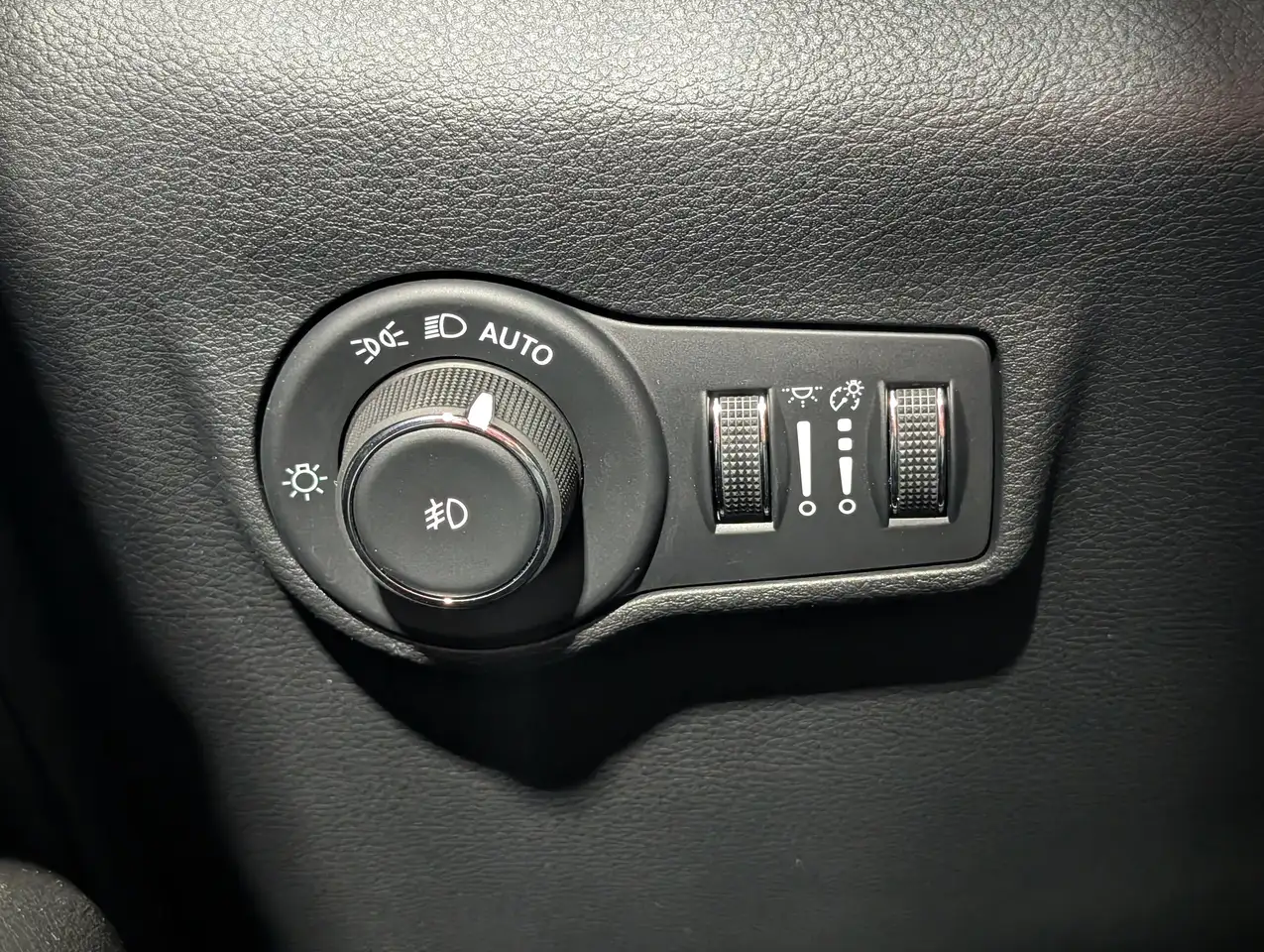 Jeep Compass снимка Jeep Compass