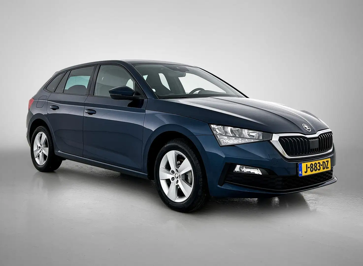 Skoda Scala 1.0 Sport Business 116pk | Navigatie via Apple Car Blauw - 2