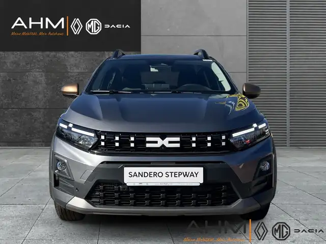 Dacia Sandero view 3