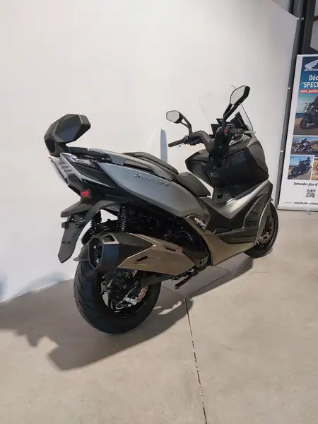Kymco Xciting S 400i ABS - foto 4