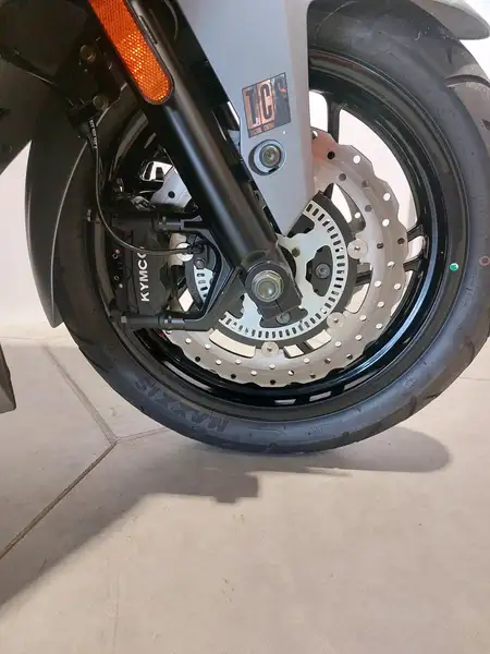 Kymco Xciting S 400i ABS - foto 8