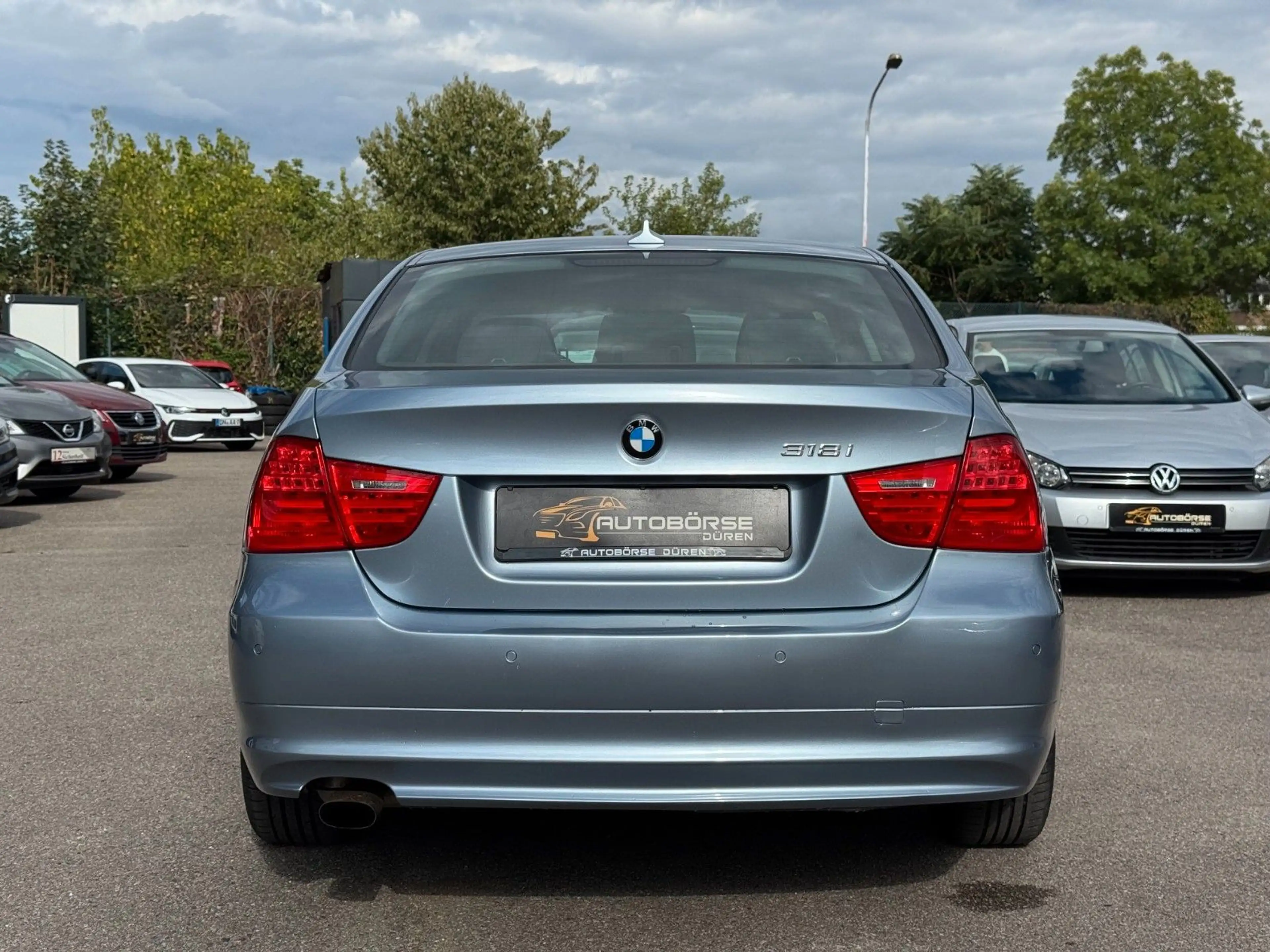 BMW 318 3 Limousine 318 i HU/PDC/SHZ/Xenon — photo 4