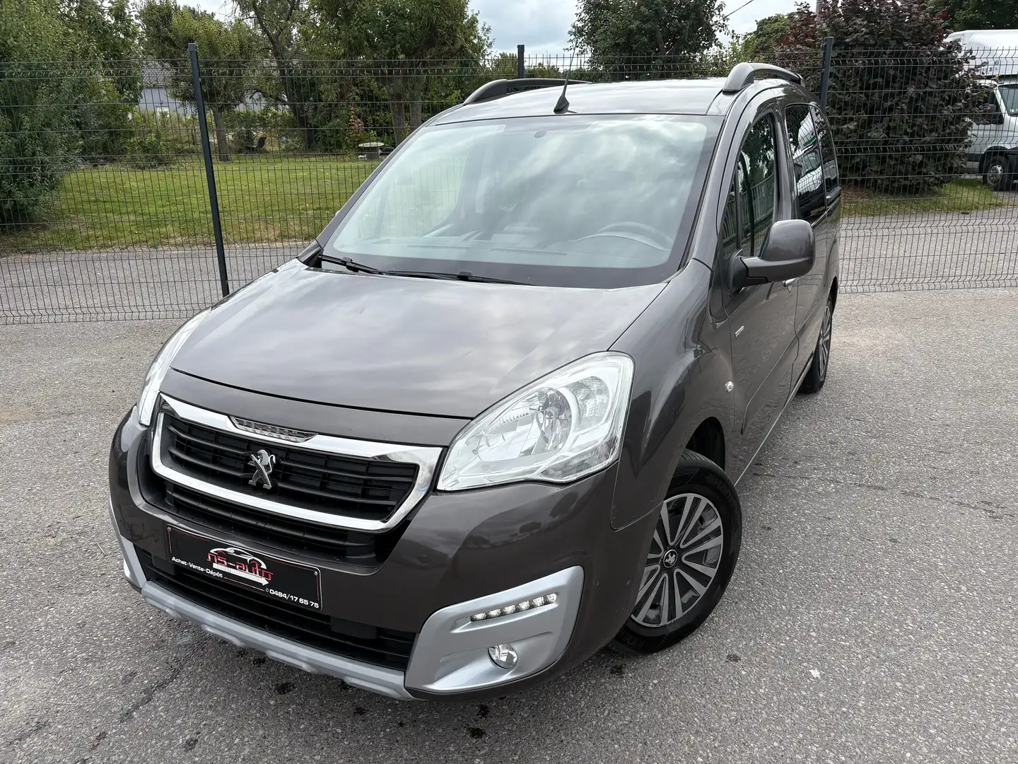 Peugeot Partner Partner Tepee 1.6 BlueHDi * GPS * CLIM * - 1