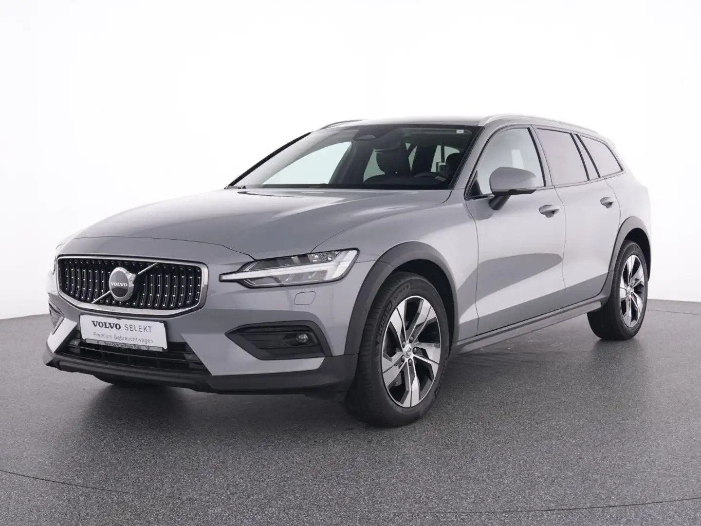 Volvo V60 Cross Country B4 AWD Plus AHK+LP+SH+NAVI+ Gri - 2