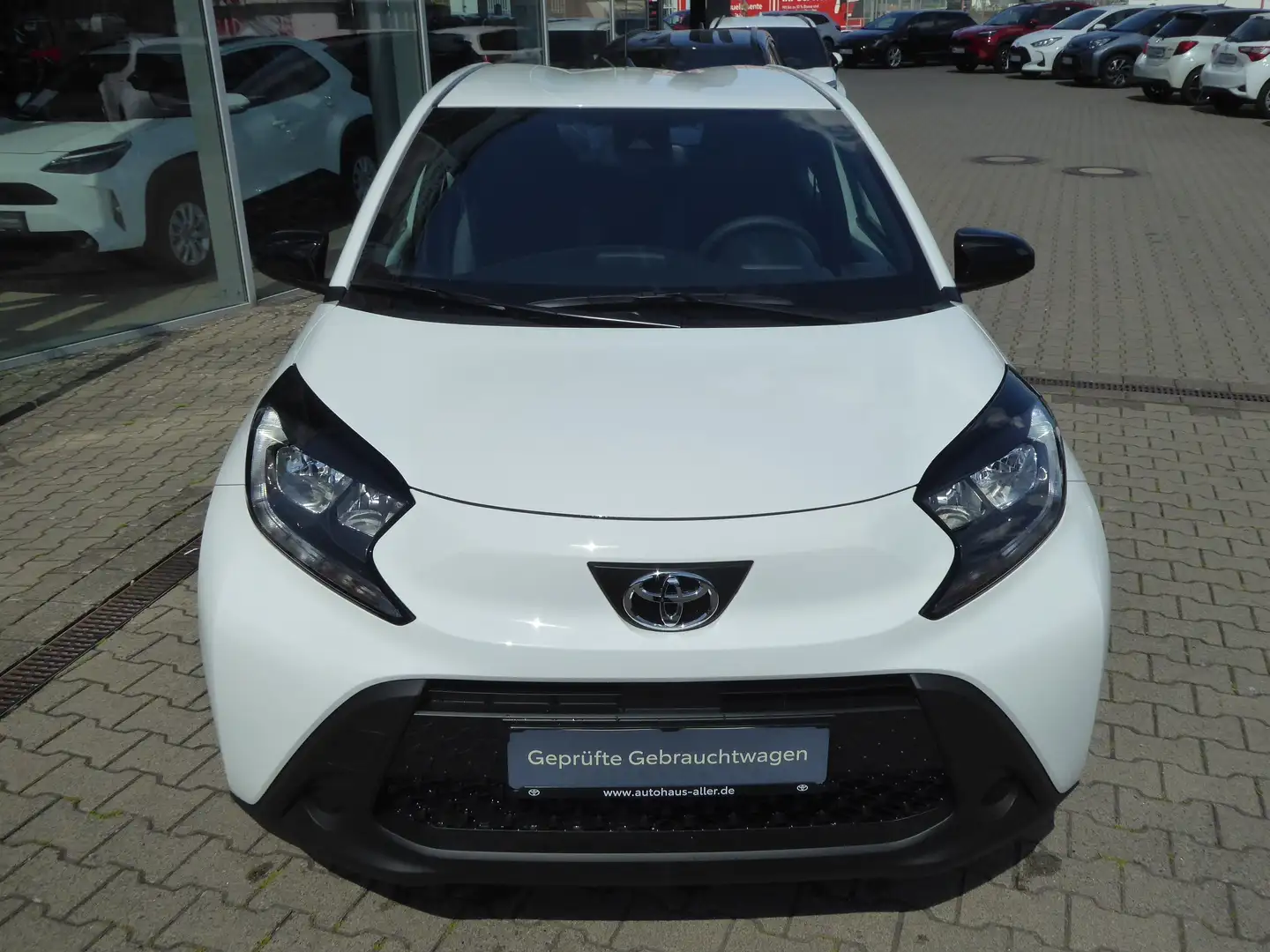 Toyota Aygo X Business Edition Weiß - 2