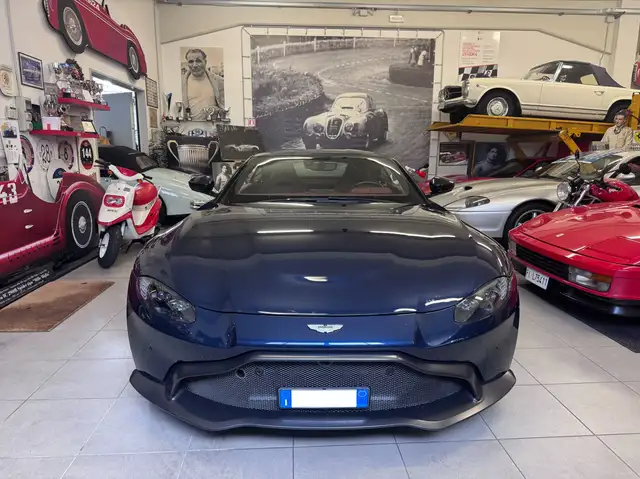 Aston Martin Vantage Vantage Coupe 4.0 V8 auto