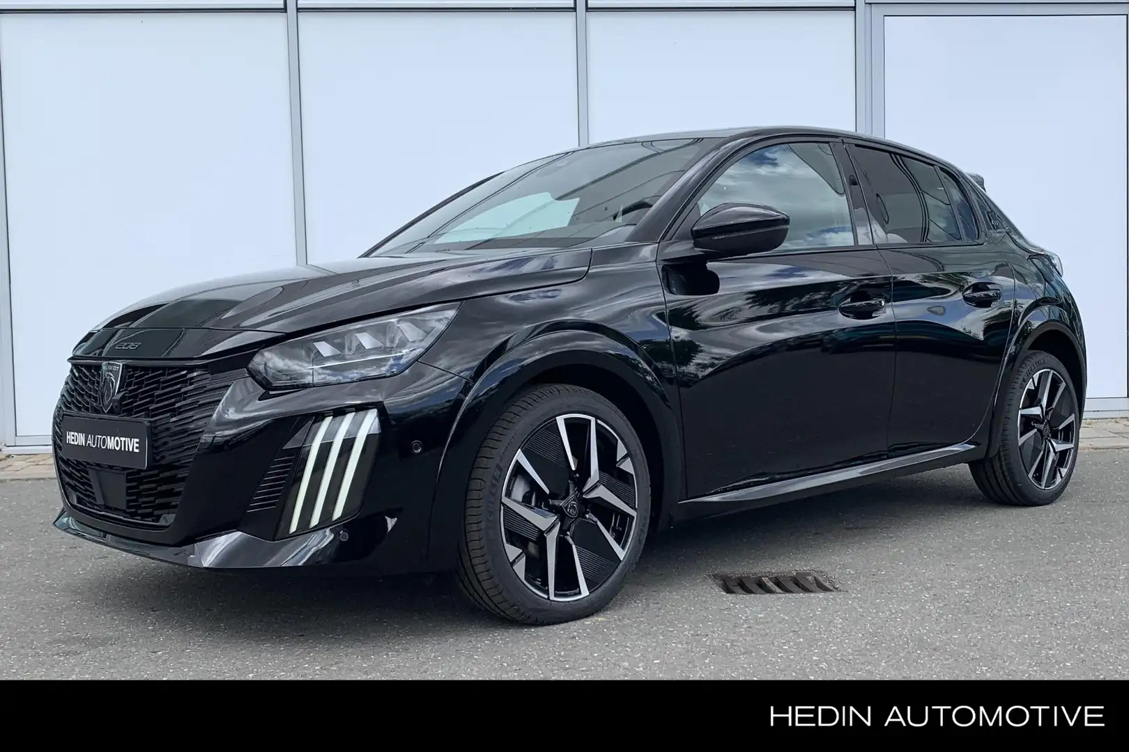 Peugeot 208 1.2 Hybrid 110 e-DCS6 GT | Panoramadak | Navigatie Zwart - 1
