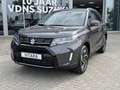 Suzuki Vitara 1.4 Boosterjet Style Hybrid Automaat Direct uit vo Grijs - thumbnail 2