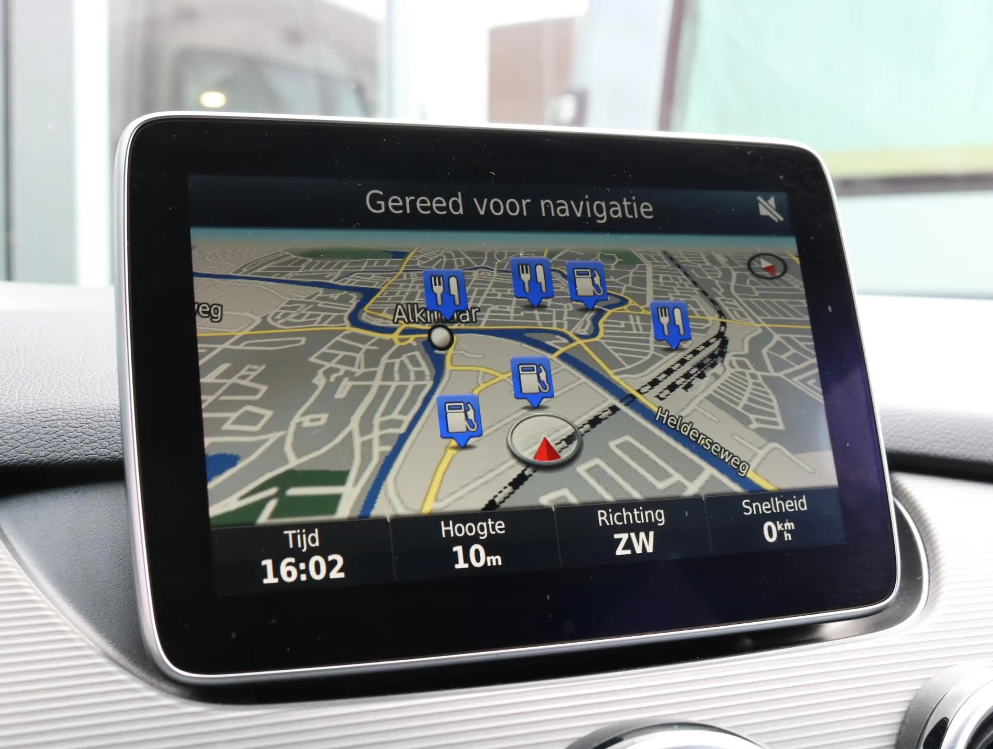 Mercedes-Benz B 250 e Lease Edition 28 kWh — photo 4
