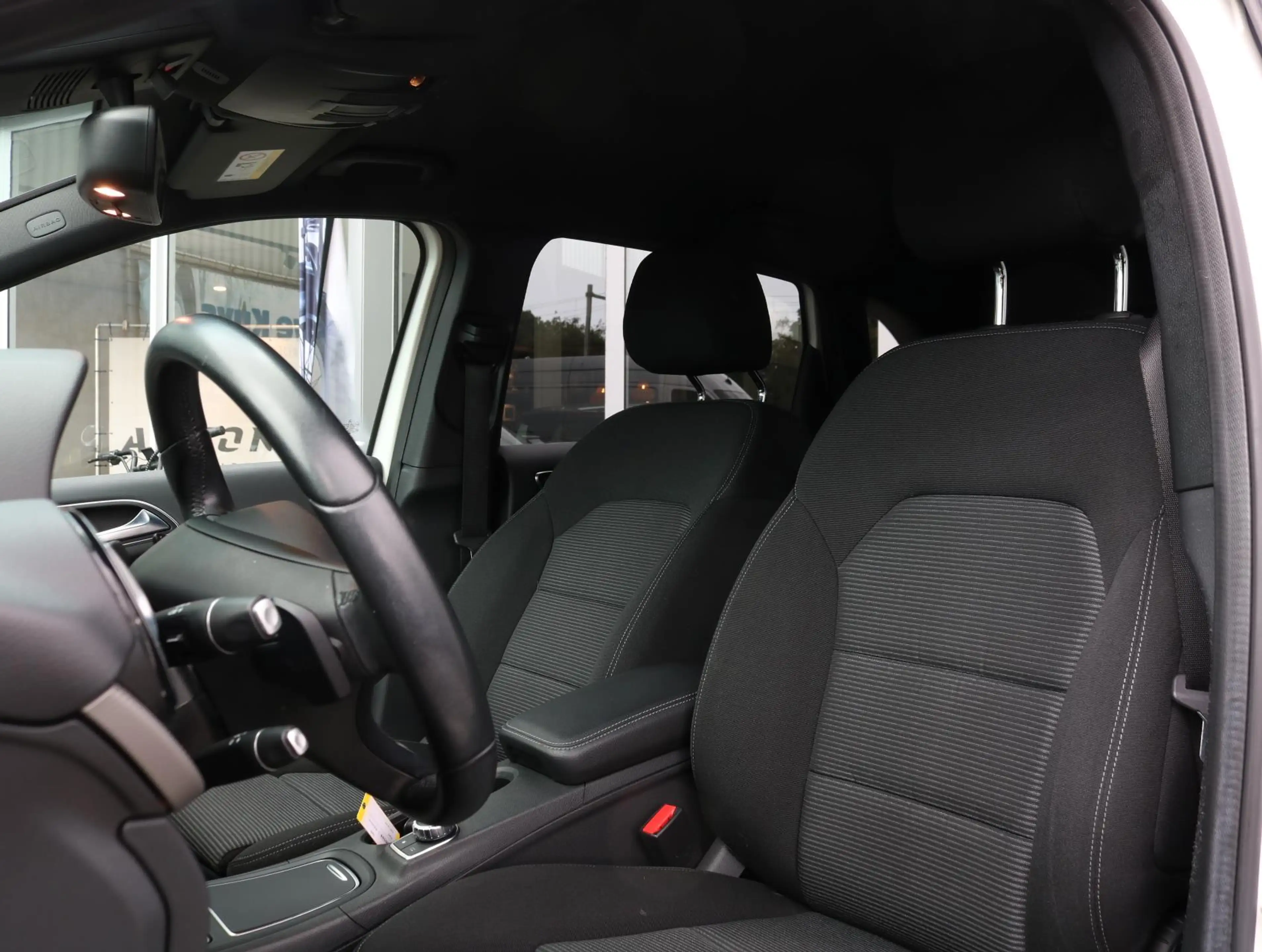 Mercedes-Benz B 250 e Lease Edition 28 kWh — photo 2