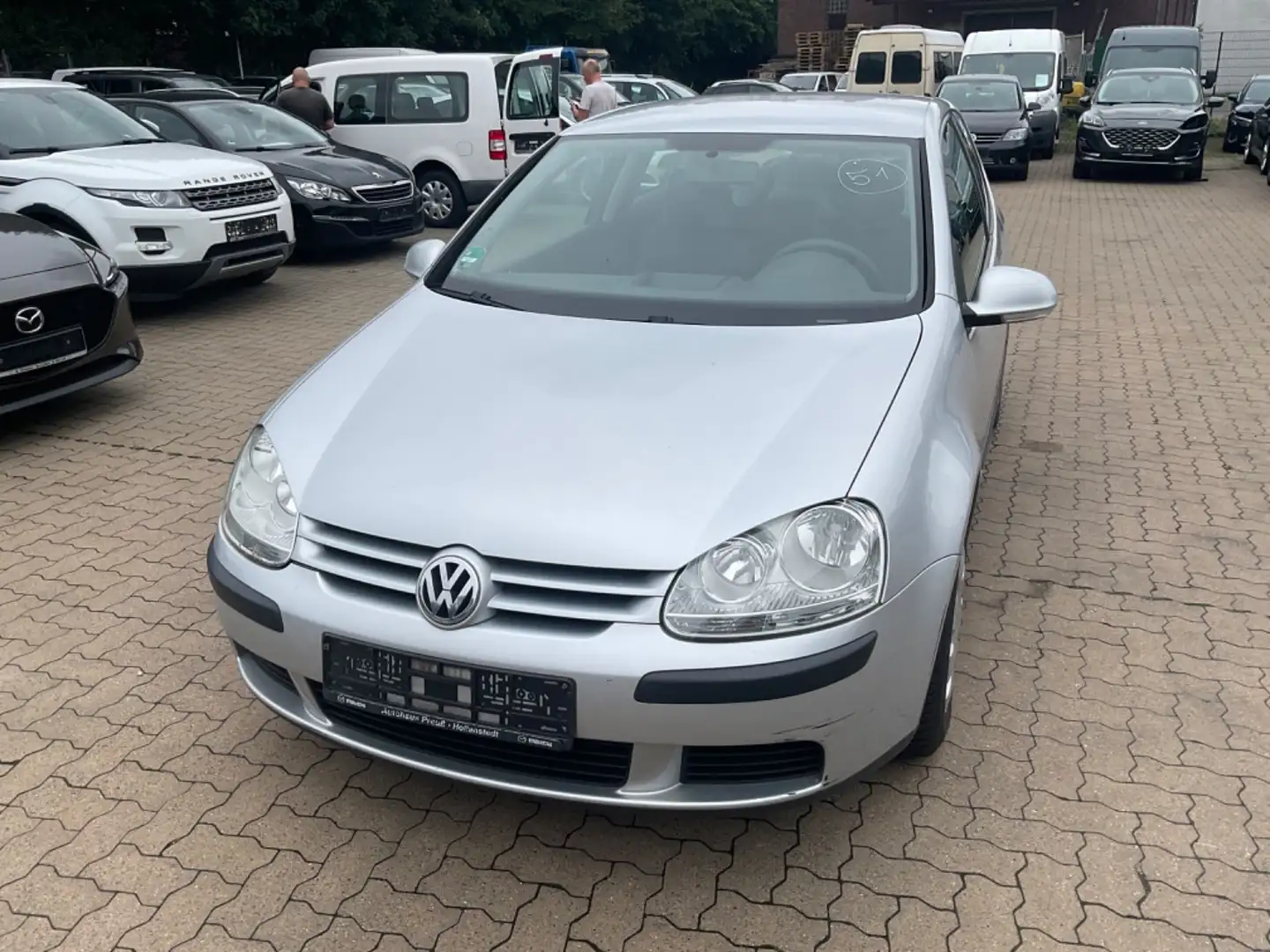 Volkswagen Golf V Lim. Trendline *TÜV 01.2026* *8x Bereift* Plateado - 2