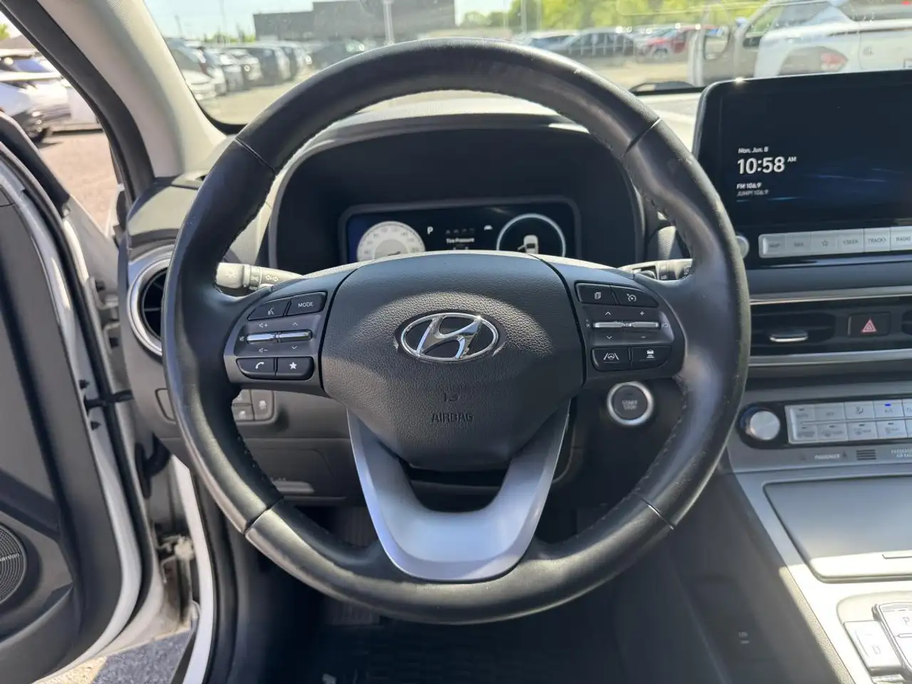 Hyundai KONA снимка Hyundai KONA