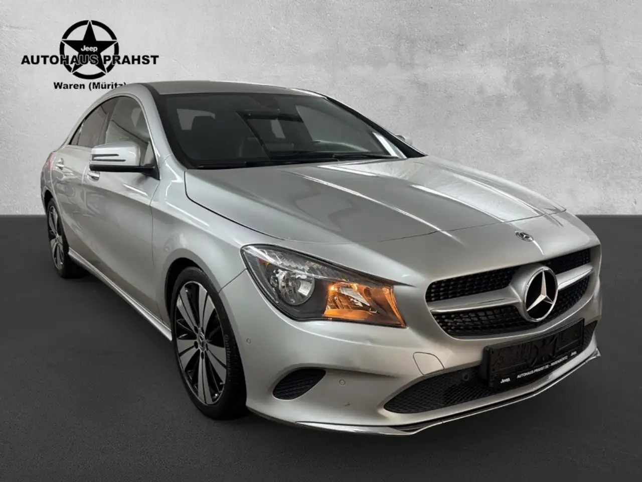 Mercedes-Benz CLA 180