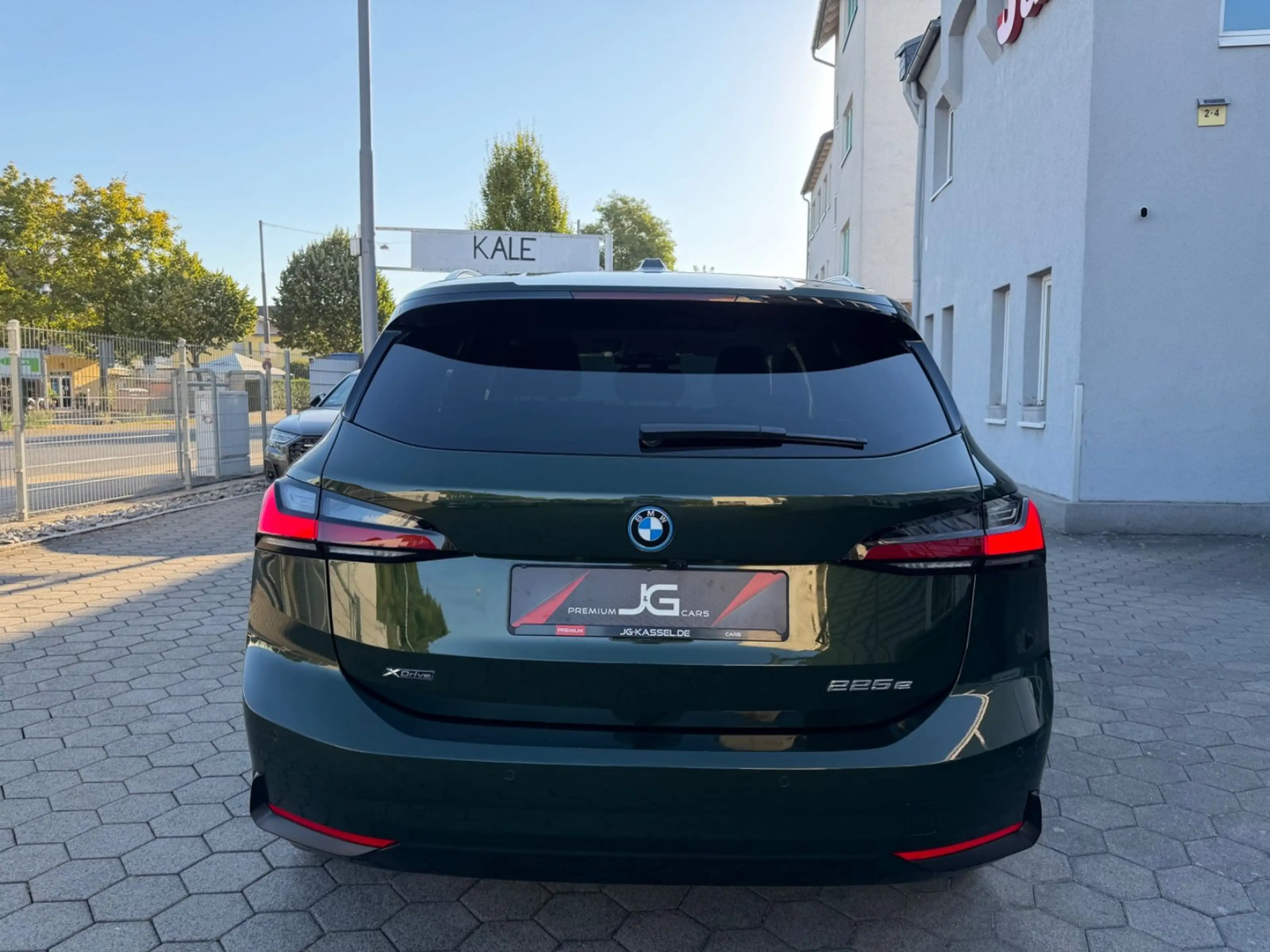 BMW 225 225e Active Tourer xDrive Pano*Leder*AHK*HuD — photo 7