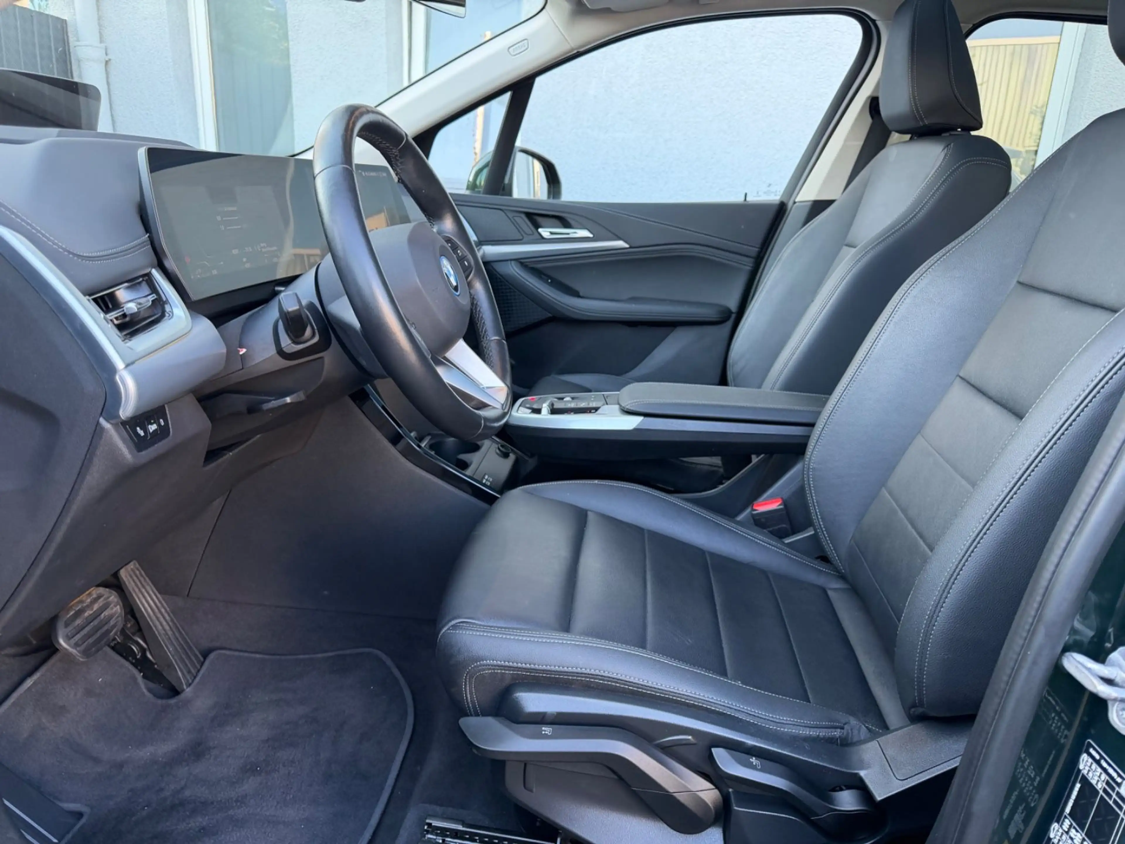 BMW 225 225e Active Tourer xDrive Pano*Leder*AHK*HuD — photo 12