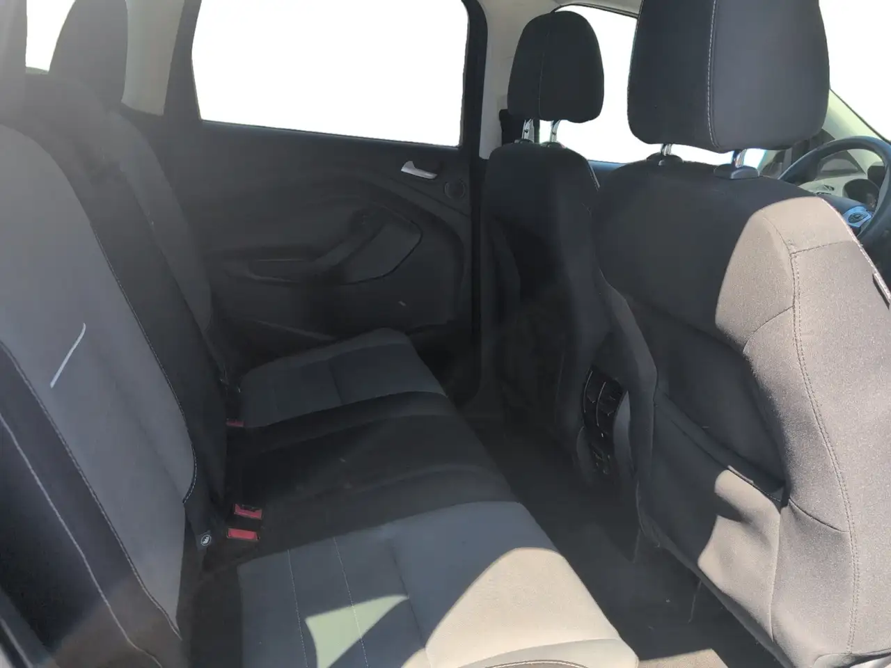 Ford Escape снимка Ford Escape