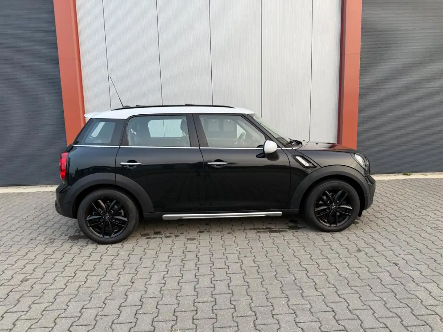 MINI Cooper S Countryman Mini 1.6 Knockout Edition Noir - 2
