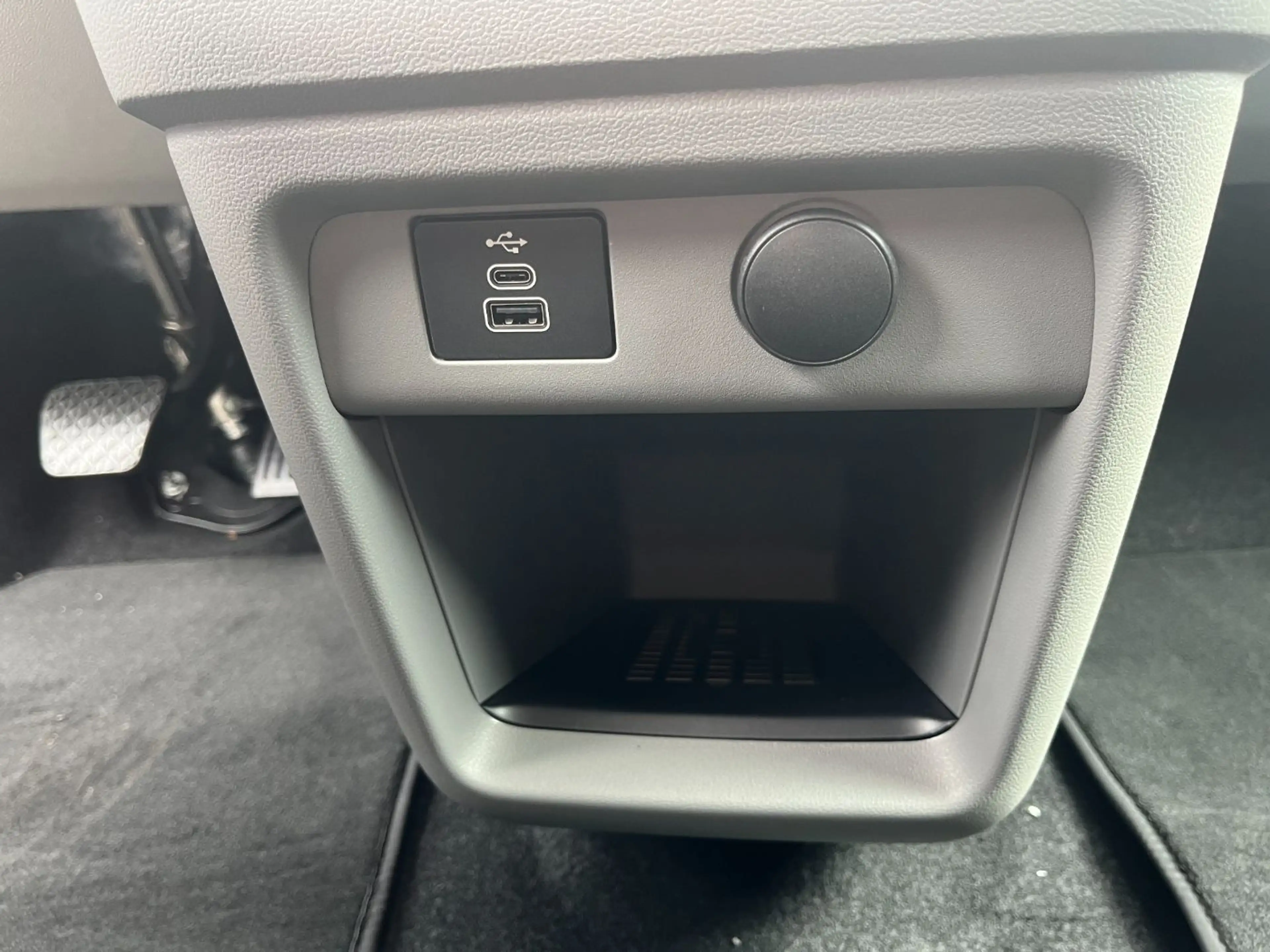 Ford Tourneo Custom Bus 340 L1 Active 160 kW 360°+B&O — photo 12