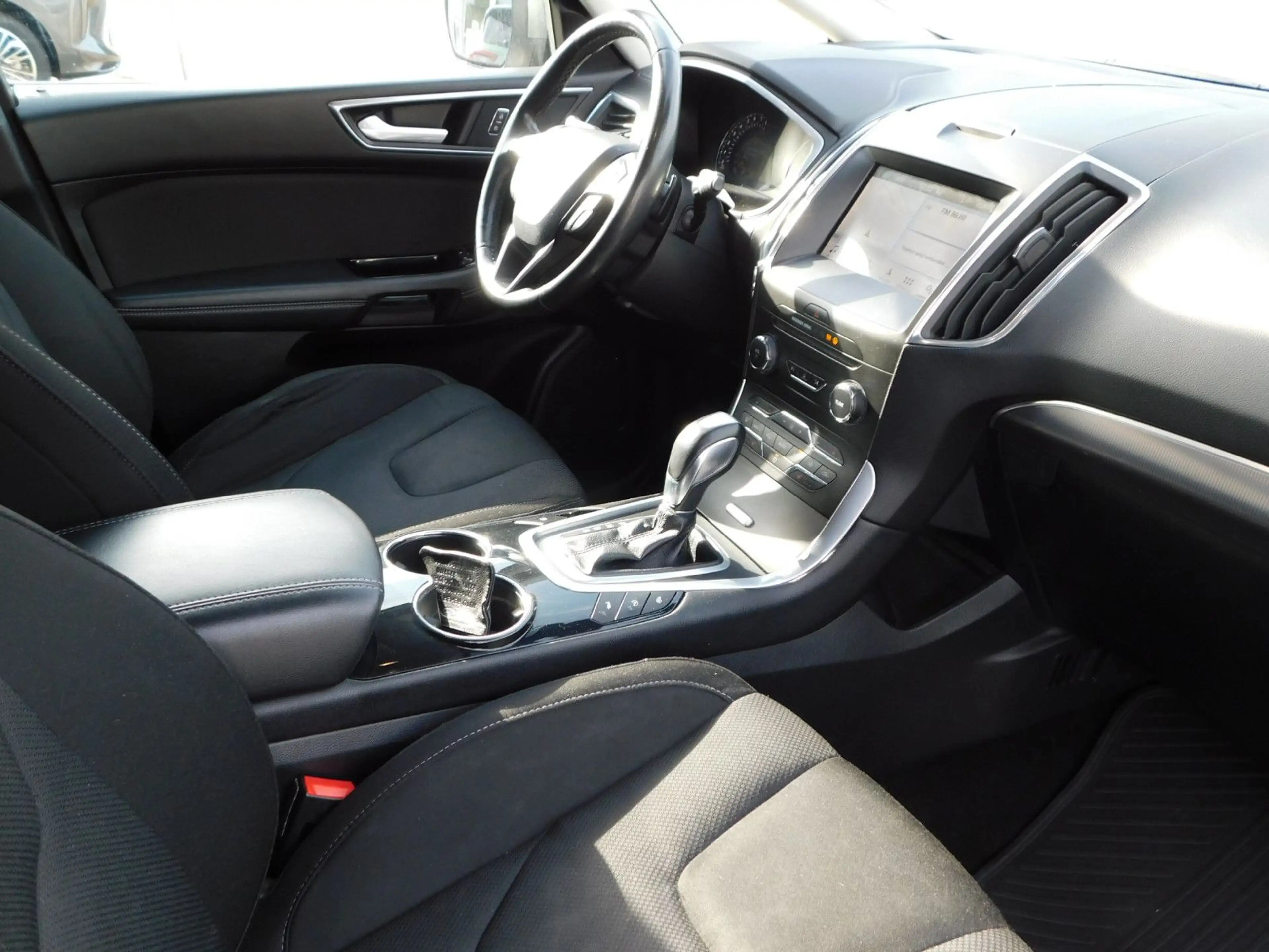 Ford S-Max S-MAX Titanium Automatik Scheckheft/1Hd — photo 11