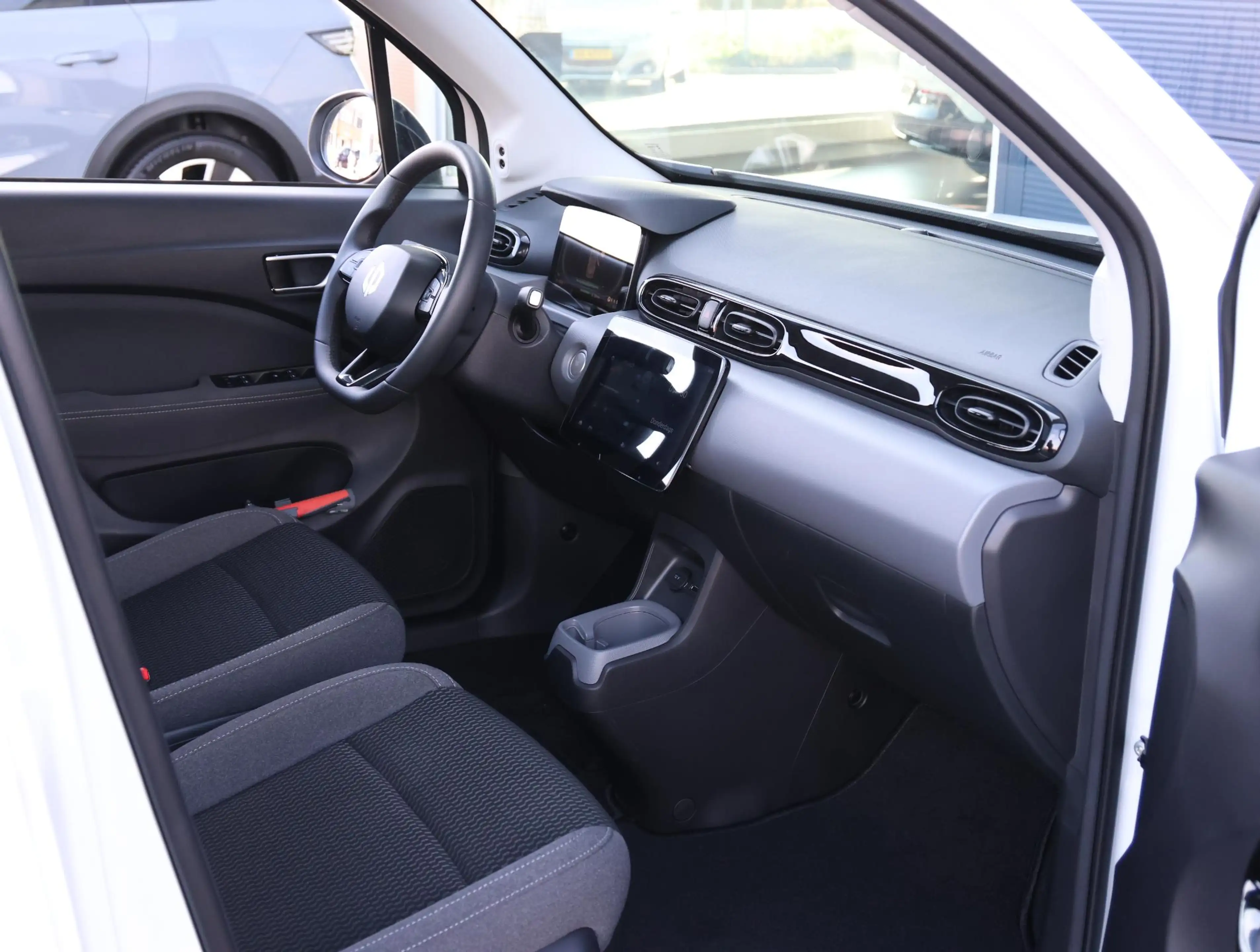 Leapmotor T03 Design 37.3 kWh 1e Eigenaar | ACCU 100% | Keyless — photo 8
