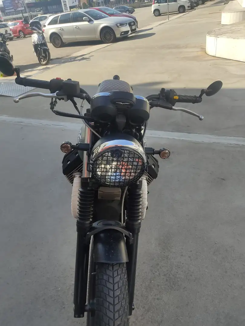 Moto Guzzi V 7 scrambler Verde - 2