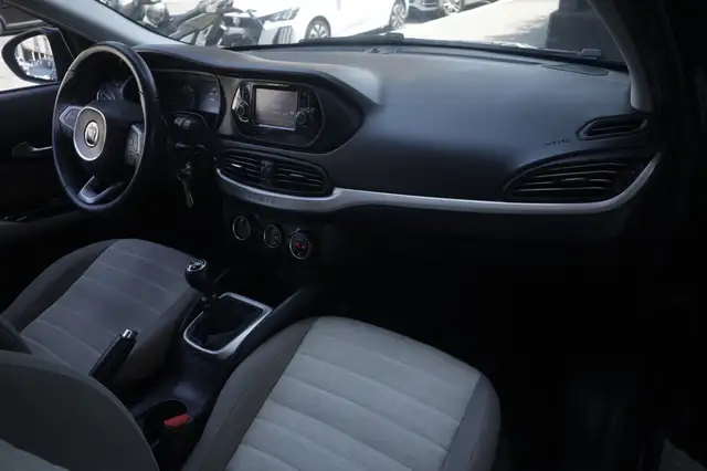 Fiat Tipo view 9