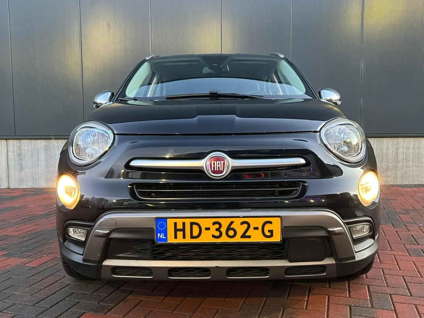 Fiat 500X Cross 2.0 MultiJet 4x4 Cross * Navi * Camera * Cru Černá - 2