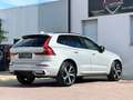 Volvo XC60 B4 Plus Dark AWD Geartronic*R DESIGN* 360*PANO*ACC*MEMORY*KREDIT*GARANTIE Silber - thumbnail 8