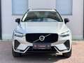 Volvo XC60 B4 Plus Dark AWD Geartronic*R DESIGN* 360*PANO*ACC*MEMORY*KREDIT*GARANTIE Silber - thumbnail 2