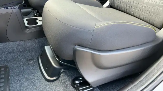 Fiat Panda view 13