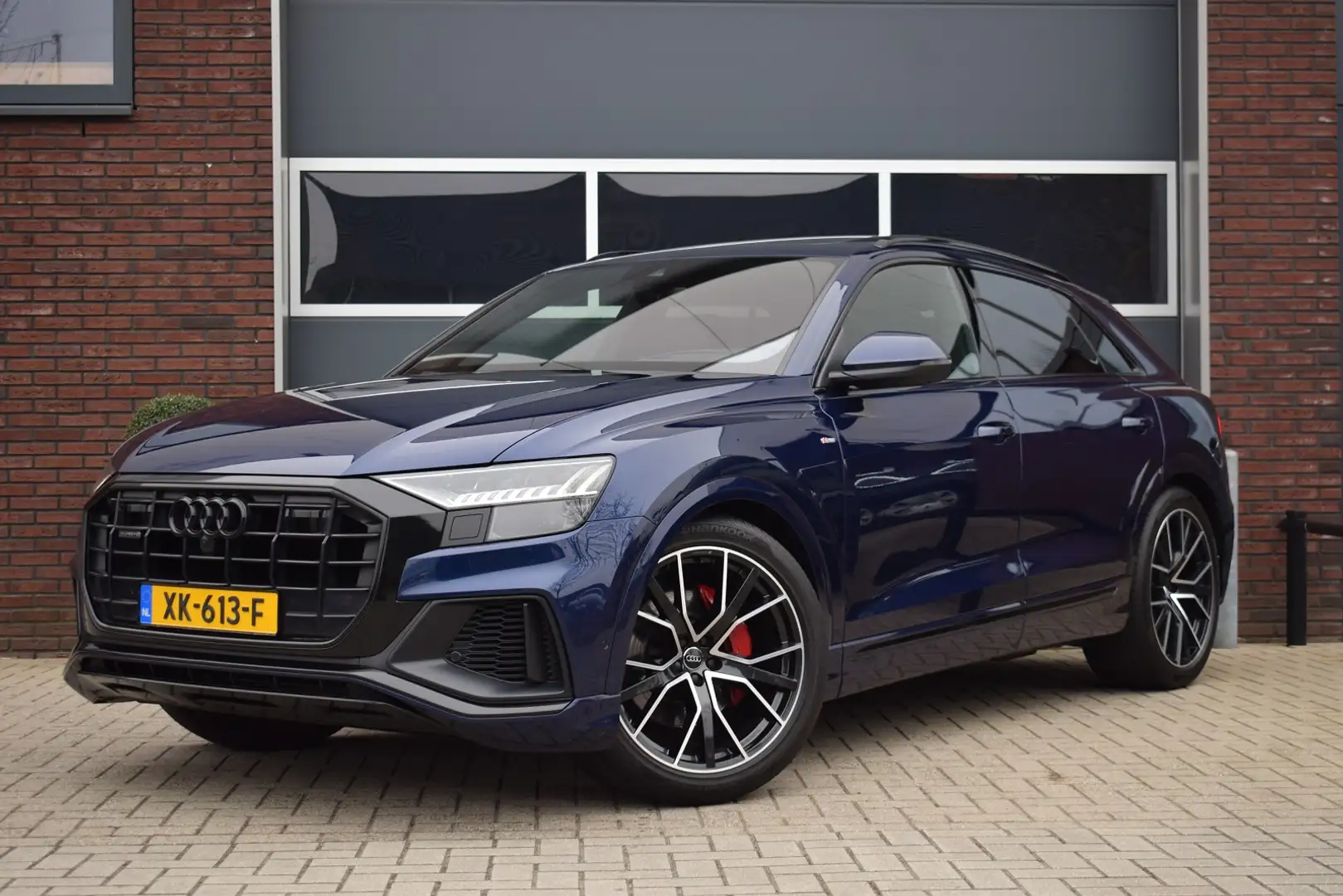 Audi Q8 50 TDI 286pk Quattro S-line | Leer | Pano | Luchtv Blauw - 1