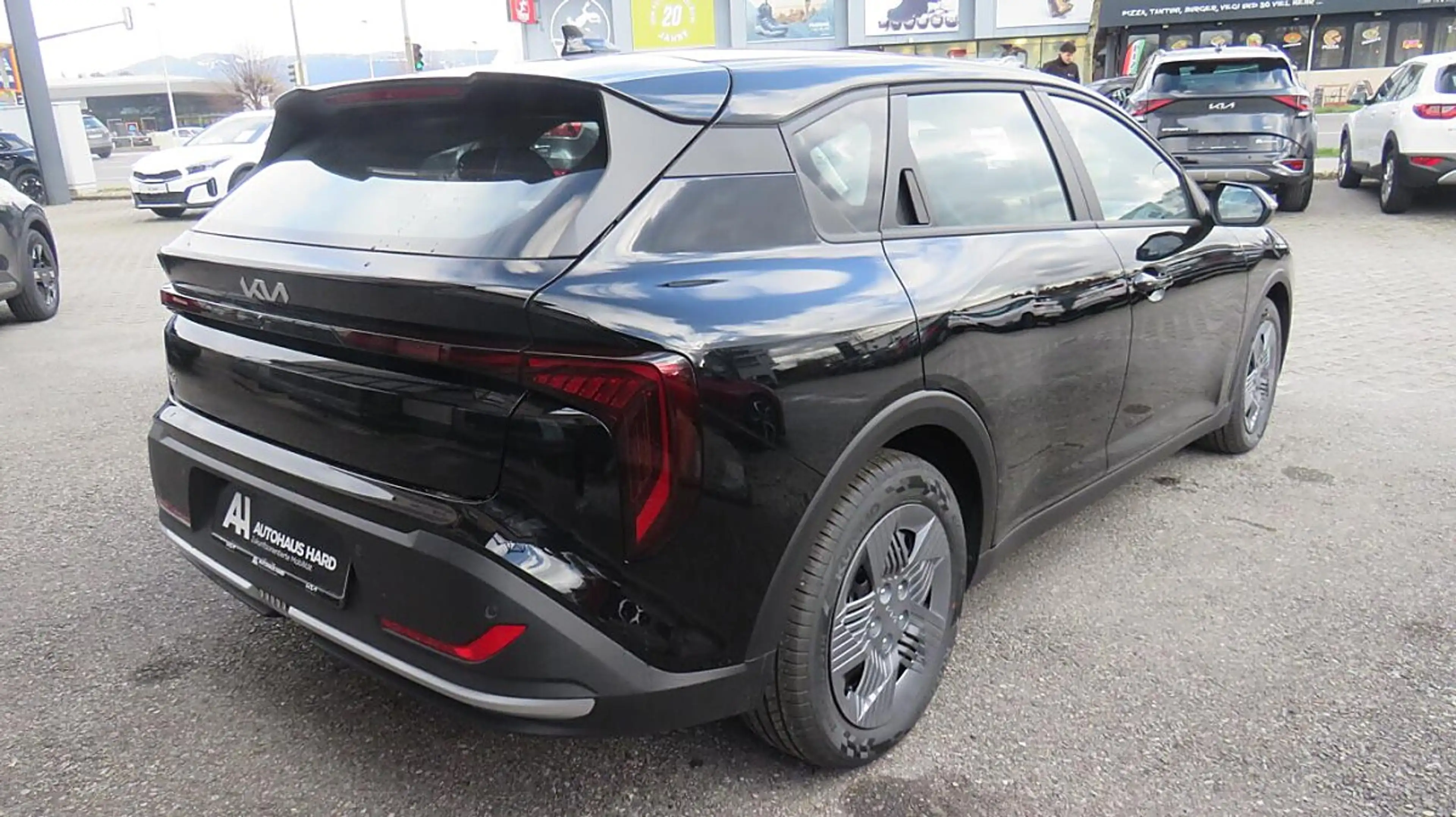 Kia K4 1,0 TGDI Titan + P1 — photo 4